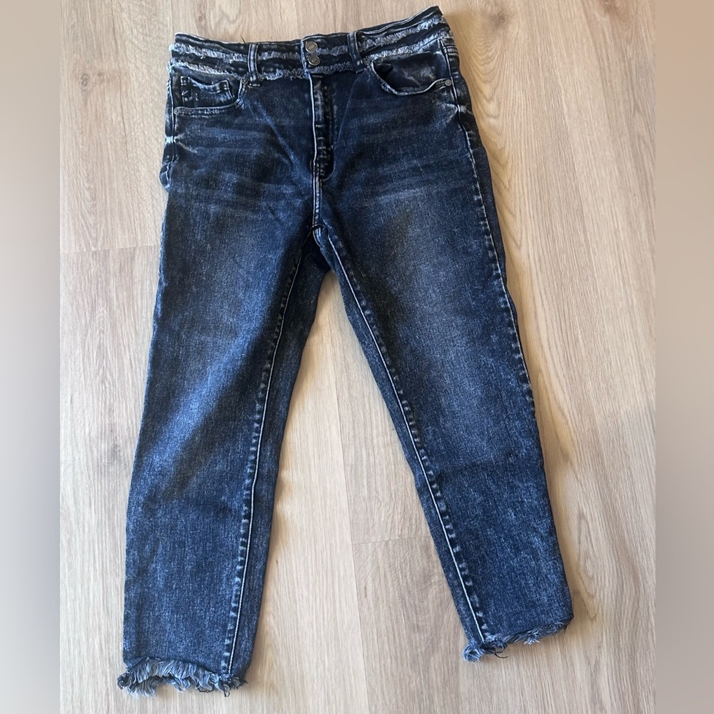 KanCan Black Acid Wash Cropped Jean